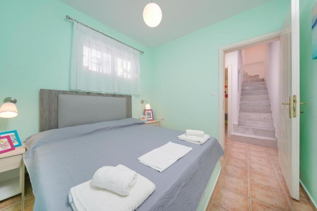 克里斯阿穆迪亚Golden Beach Maisonettes别墅 外观 照片